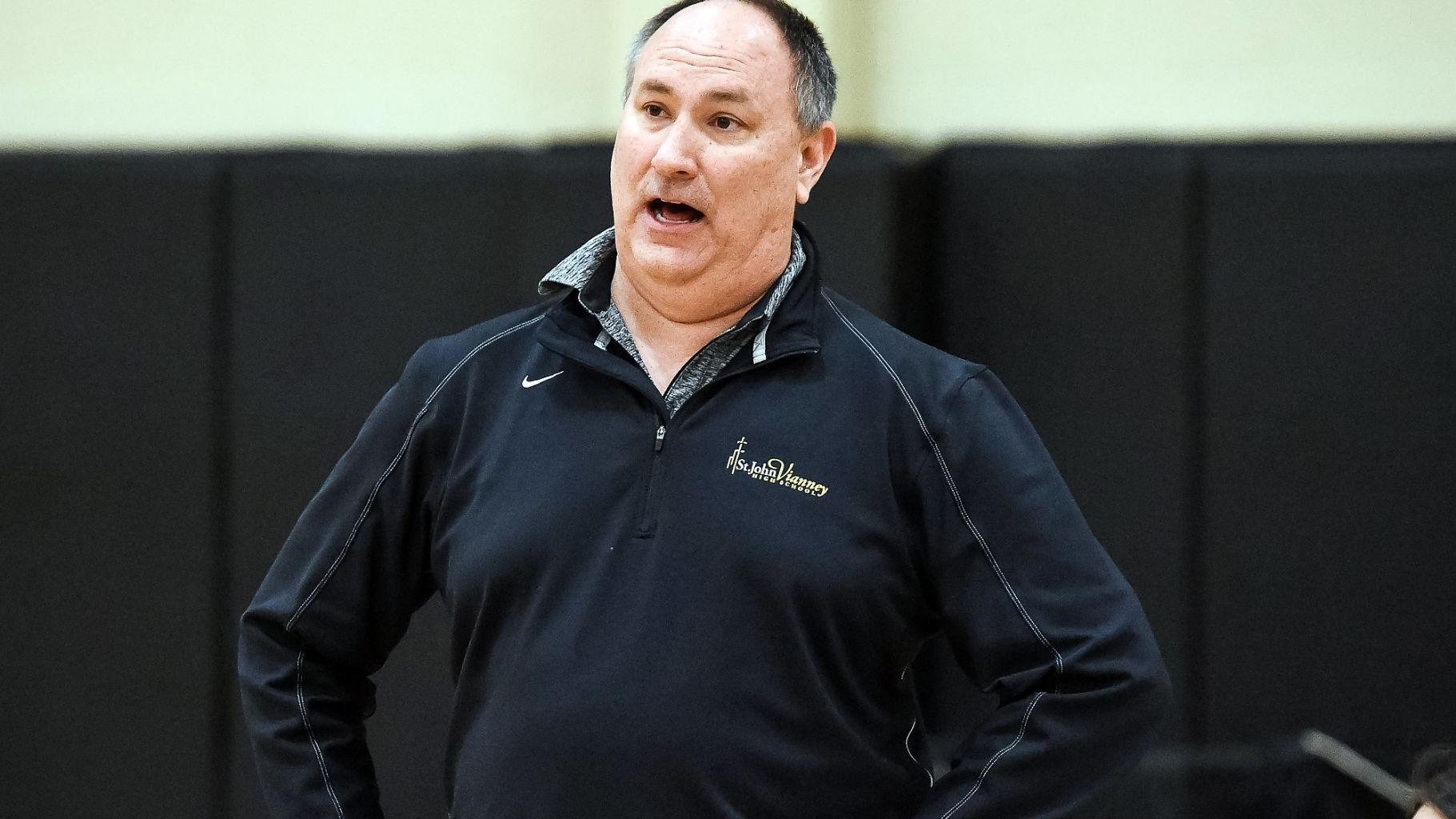 Jeff Gabbert's boys volleyball legacy continues in first year after retiring from Vianney